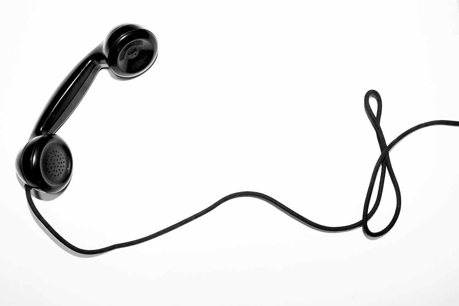 Enhancing Communication through Simple Connections
